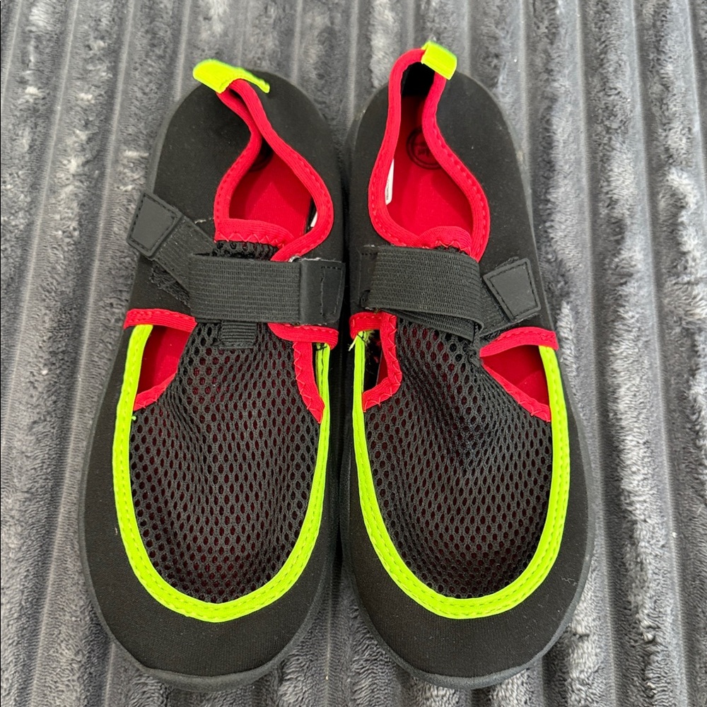 NEW Black and Neon Yellow Red Water Shoes Swim Shoes